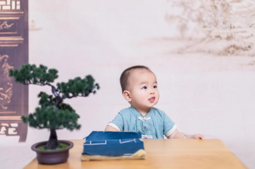 靖边宝宝多大戒奶最好